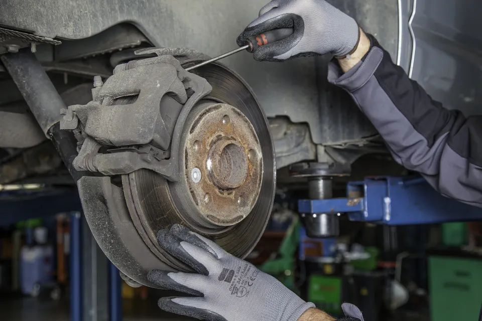 Brake disc and vehicle braking system